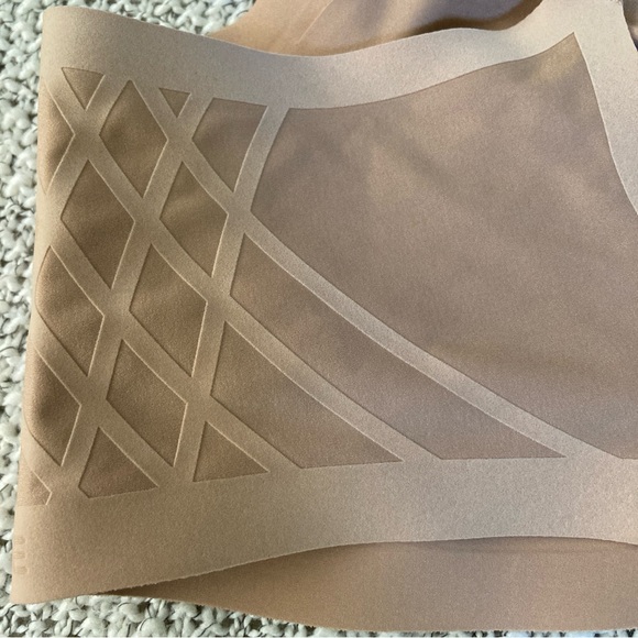 Lot of 2 Honeylove Bras Size 1X 40C/D - Picture 5 of 14